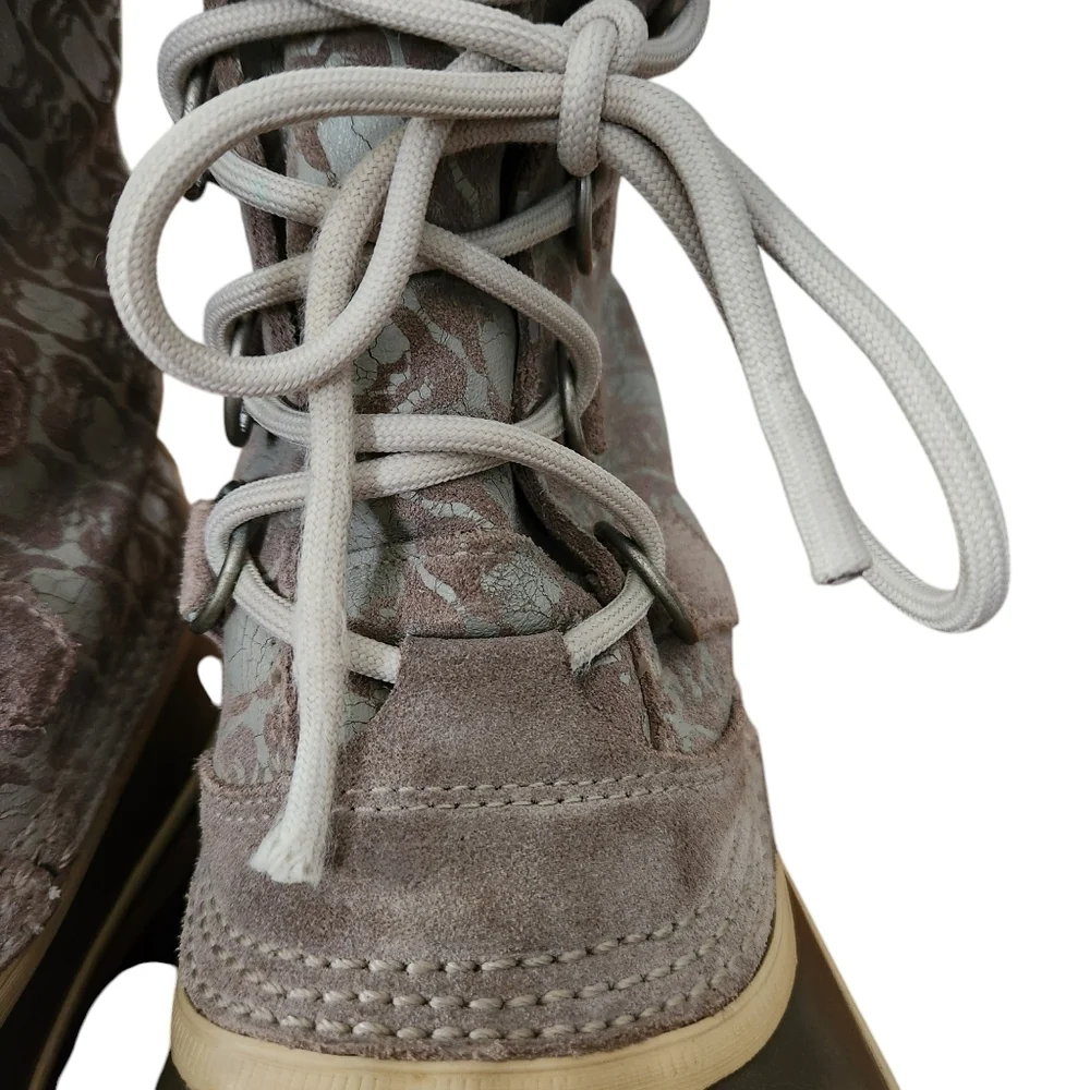 Sorel Laurel Leaf 1964 Diamond Boots | Size 10 | Waterproof Winter Lace-Up - Picture 13 of 14